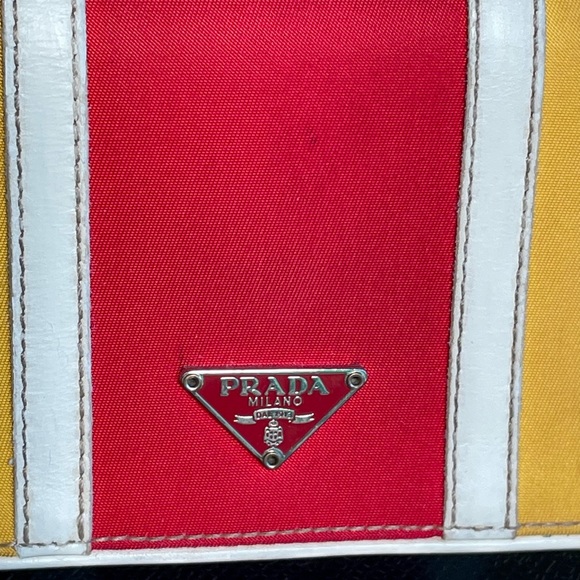 PRADA ❤️💛 nylon and white leather WOC wallet with unbranded insert and chain - Picture 15 of 16